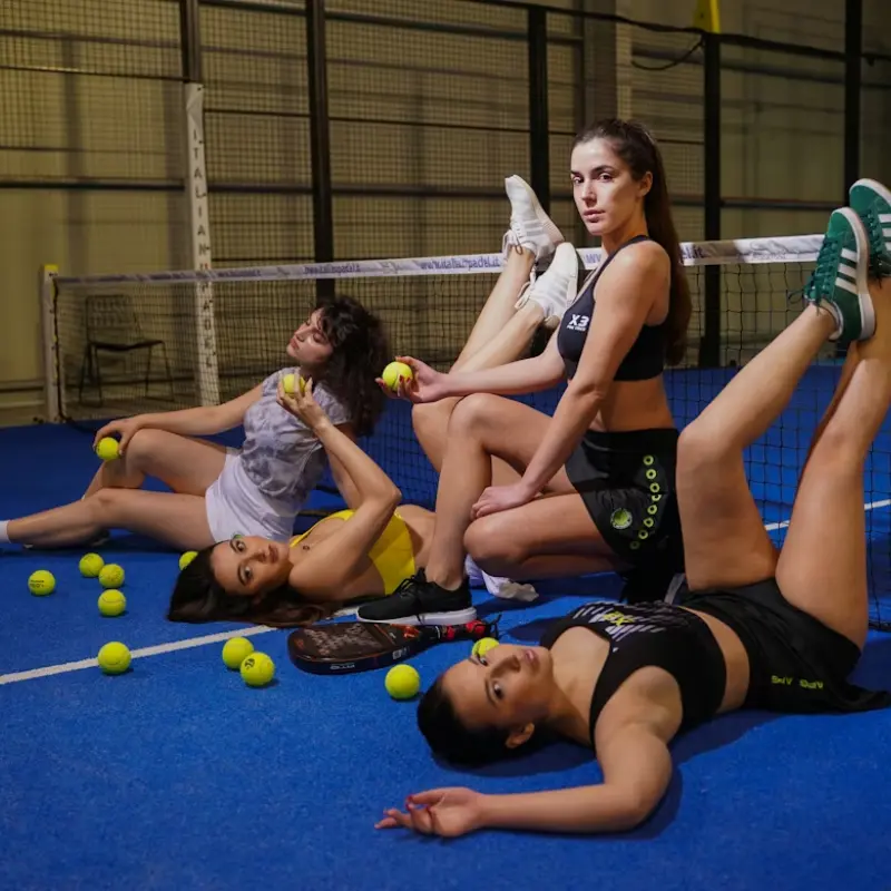 Oltre il workout: l’ascesa dell’abbigliamento tecnico nel guardaroba urbano